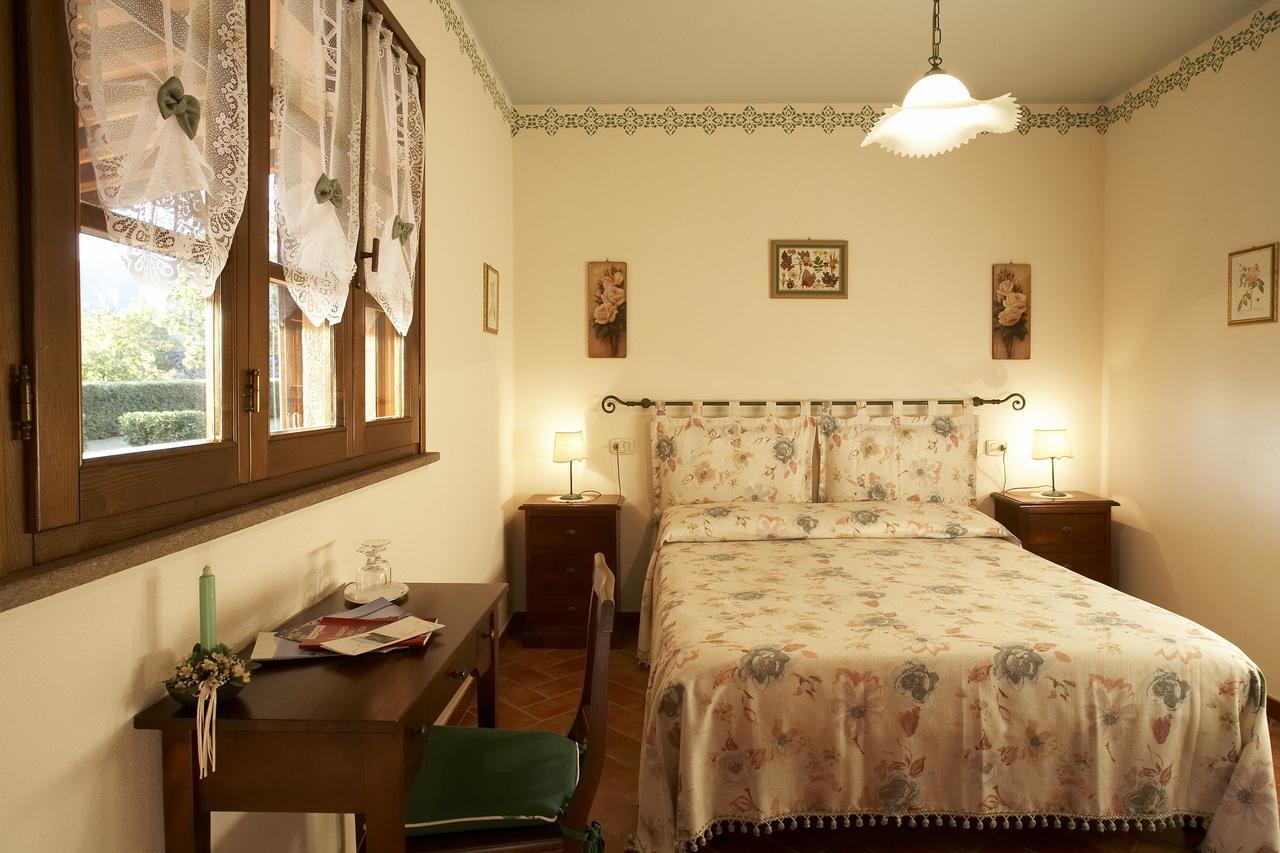 Agriturismo Lucerna Del Lago Prile 카스틸리오네 델라 페스카이아 외부 사진