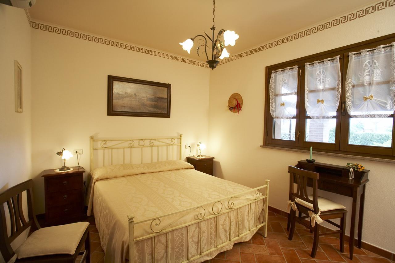 Agriturismo Lucerna Del Lago Prile 카스틸리오네 델라 페스카이아 외부 사진